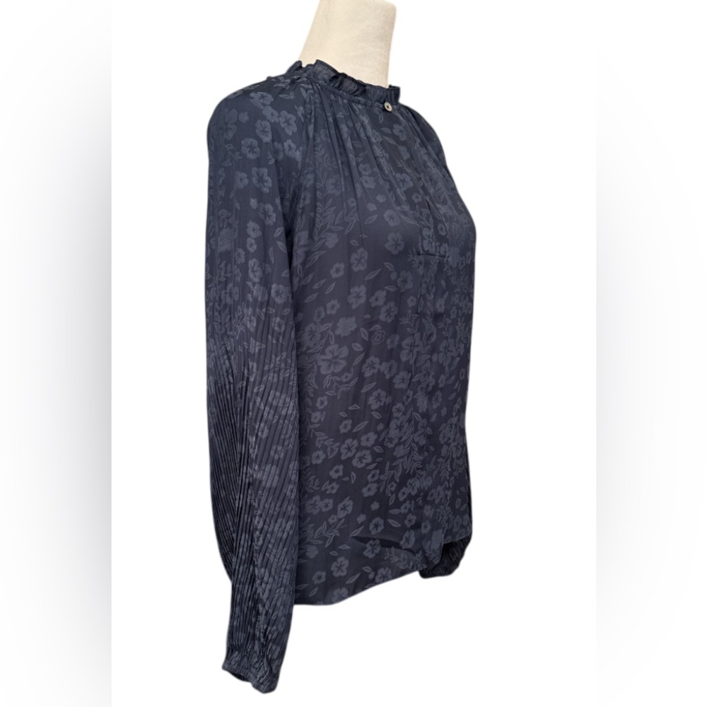NWT Current Air Floral Jacquard Split Button Neck Long Sleeve In Midnight Size M - Picture 6 of 12